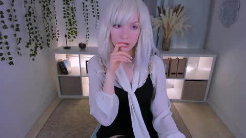 Ask me  online show from January 19, 2025, 10:49 pm