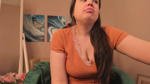 battymoll online show from December 13, 2024, 3:54 pm