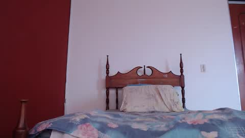 bayonette_black online show from September 28, 2025, 12:10 pm