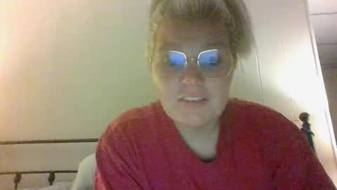 Baylee online show from September 23, 2025, 5:21 am