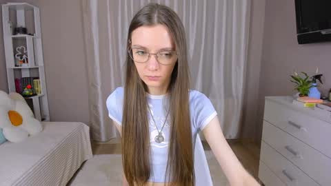 Snapshot of bb_lourels_ chatting on February 1, 2025, 4:54 pm Lourel  I will be here on  and   online show from February 1, 2025, 4:54 pm