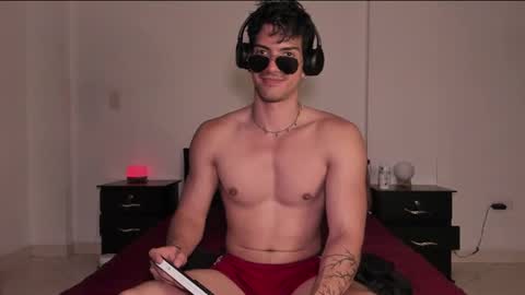 Valentino online show from March 9, 2025, 12:21 am