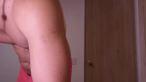 Valentino online show from February 21, 2026, 9:16 pm