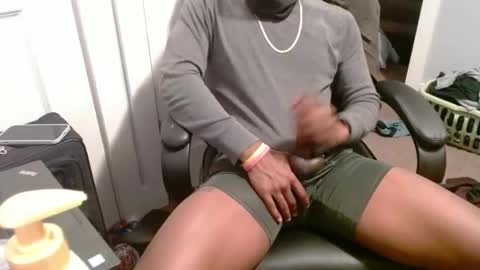 Snapshot of bbc_elrey chatting on February 6, 2025, 1:16 am Racks online show from February 6, 2025, 1:16 am