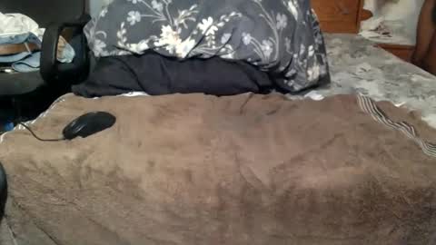 bbc_joyboi online show from October 19, 2025, 10:27 am