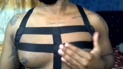 Snapshot of bbc_muscular chatting on February 24, 2025, 7:44 am camilo online show from February 24, 2025, 7:44 am