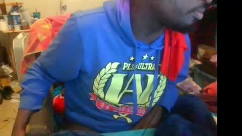 rocker n queen online show from November 11, 2025, 6:52 pm