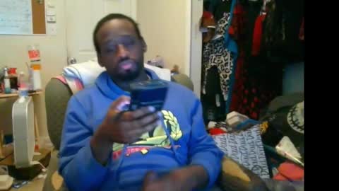 rocker n queen online show from January 13, 2026, 6:35 pm