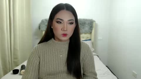 sweetsy online show from December 6, 2024, 5:44 pm