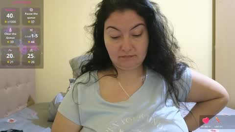 Snapshot of bbw_milf_4u chatting on February 2, 2025, 6:42 pm Emma online show from February 2, 2025, 6:42 pm