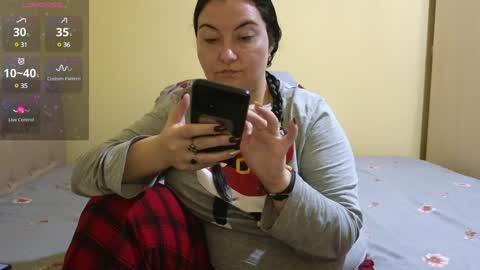 Snapshot of bbw_milf_4u chatting on February 4, 2025, 7:00 pm Emma online show from February 4, 2025, 7:00 pm