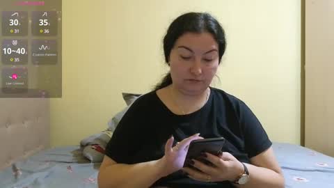 Snapshot of bbw_milf_4u chatting on February 13, 2025, 11:50 am Emma online show from February 13, 2025, 11:50 am