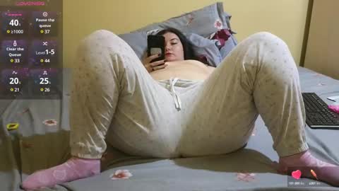 Snapshot of bbw_milf_4u chatting on February 20, 2025, 1:40 pm Emma online show from February 20, 2025, 1:40 pm