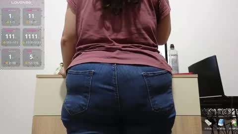 Emma online show from November 1, 2025, 6:32 pm