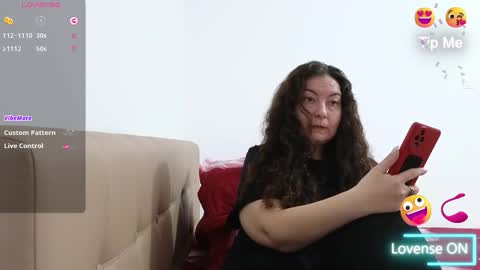 Snapshot of bbw_milf_4u chatting on January 17, 2026, 11:26 am Emma online show from January 17, 2026, 11:26 am