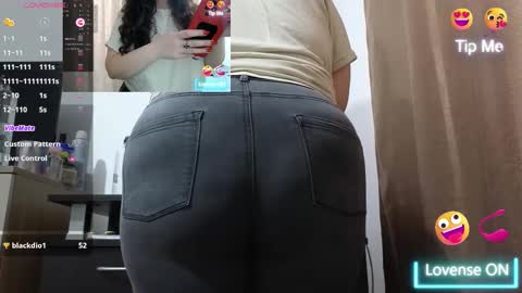 Snapshot of bbw_milf_4u chatting on February 12, 2026, 7:47 am Emma online show from February 12, 2026, 7:47 am