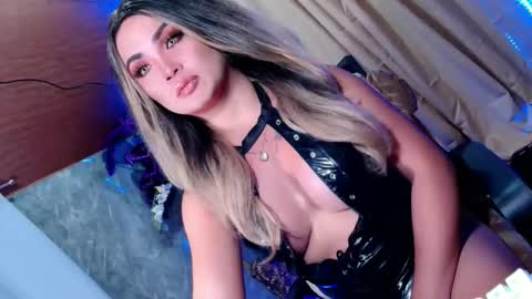 bby_lexielore69 online show from September 14, 2025, 8:41 pm