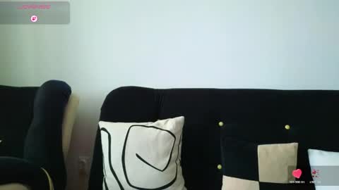 Kristy online show from April 15, 2026, 4:41 am