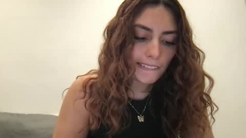 bbypiamia online show from November 4, 2025, 6:56 am