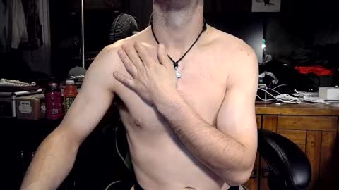 bchillin28 online show from February 3, 2026, 10:37 pm