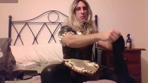 bdsmlatexlover online show from September 14, 2025, 6:40 pm