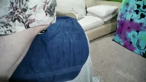 mikiforfun online show from April 28, 2026, 11:54 pm