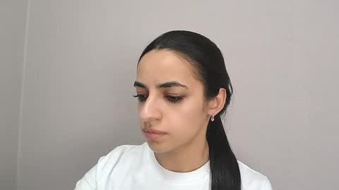 beabliese online show from April 8, 2026, 6:57 am