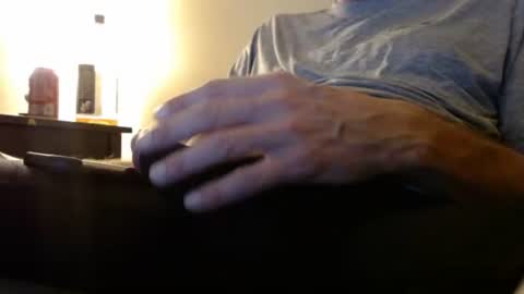 beachbuds online show from November 10, 2025, 7:40 am