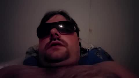 bearboi33 online show from October 28, 2025, 12:47 am