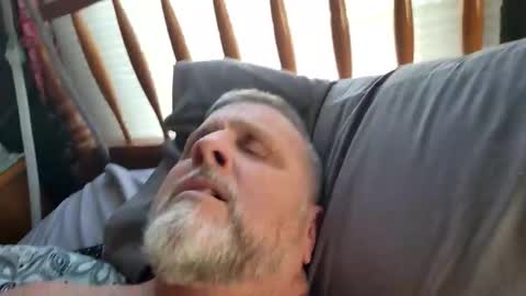 bearchubb99 online show from December 21, 2025, 7:43 pm