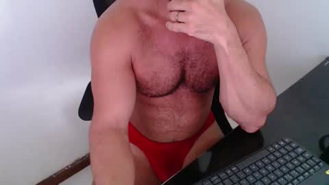 Snapshot of beard_top_guy chatting on April 25, 2026, 1:41 pm Beard Guy online show from April 25, 2026, 1:41 pm