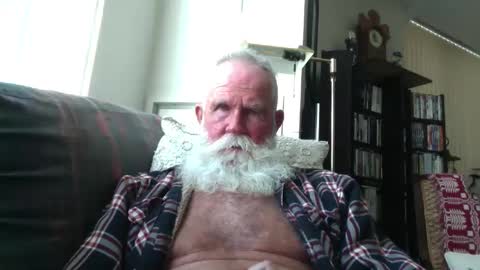 beardbushy online show from September 21, 2025, 3:46 pm
