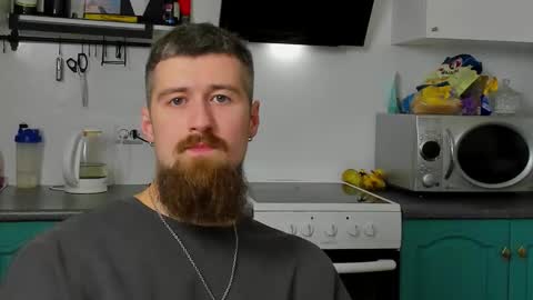 Snapshot of bearded_legend chatting on October 19, 2025, 5:41 am Zeus online show from October 19, 2025, 5:41 am