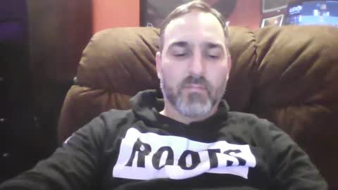 Snapshot of beardedambition chatting on February 19, 2025, 10:53 pm beardedambition online show from February 19, 2025, 10:53 pm