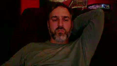 Snapshot of beardedambition chatting on September 9, 2025, 1:16 am beardedambition online show from September 9, 2025, 1:16 am