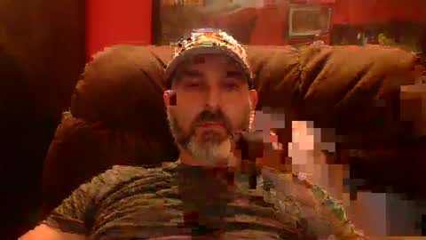 Snapshot of beardedambition chatting on September 25, 2025, 9:18 pm beardedambition online show from September 25, 2025, 9:18 pm