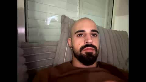 Ask me online show from October 5, 2025, 4:49 pm