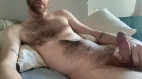 Snapshot of beardedchester chatting on March 8, 2025, 3:56 pm beardedchester online show from March 8, 2025, 3:56 pm