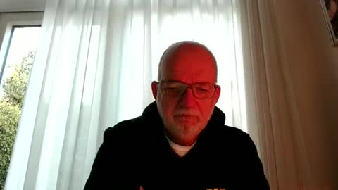 Beardman online show from October 26, 2025, 7:03 am