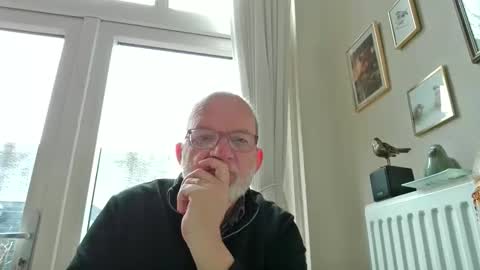 Snapshot of beardman916444 chatting on February 21, 2026, 12:39 pm Beardman online show from February 21, 2026, 12:39 pm