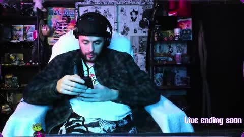 Snapshot of beastbxy chatting on December 18, 2024, 7:58 am beast bxy online show from December 18, 2024, 7:58 am