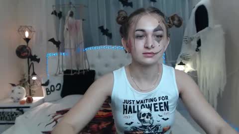 beataangel online show from October 31, 2025, 8:15 am