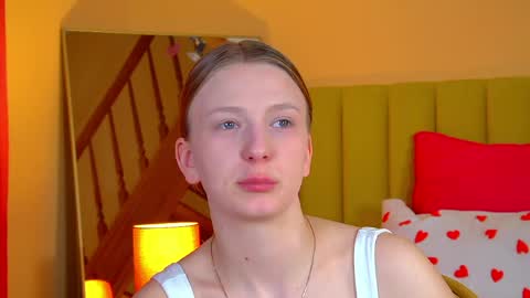 Beatrice online show from April 15, 2026, 7:43 pm