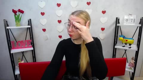 Snapshot of beatriceflyy chatting on December 7, 2024, 6:10 am BeatriceFlyy online show from December 7, 2024, 6:10 am