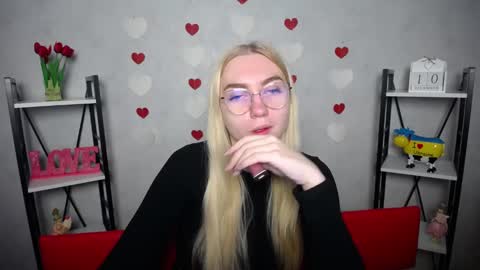 Snapshot of beatriceflyy chatting on December 11, 2024, 6:14 am BeatriceFlyy online show from December 11, 2024, 6:14 am