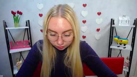 Snapshot of beatriceflyy chatting on December 14, 2024, 9:29 am BeatriceFlyy online show from December 14, 2024, 9:29 am