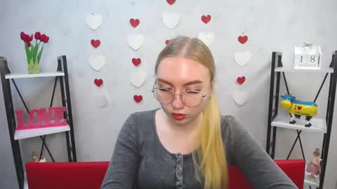 Snapshot of beatriceflyy chatting on December 18, 2024, 12:18 pm BeatriceFlyy online show from December 18, 2024, 12:18 pm