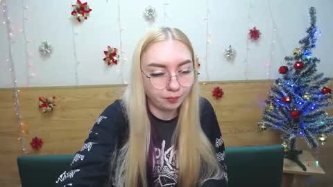 Snapshot of beatriceflyy chatting on January 20, 2025, 9:24 am BeatriceFlyy online show from January 20, 2025, 9:24 am