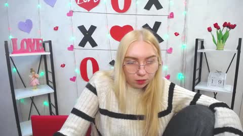 Snapshot of beatriceflyy chatting on February 19, 2025, 9:17 am BeatriceFlyy online show from February 19, 2025, 9:17 am