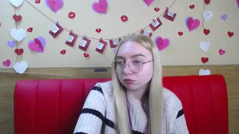 Snapshot of beatriceflyy chatting on February 20, 2025, 3:19 pm BeatriceFlyy online show from February 20, 2025, 3:19 pm